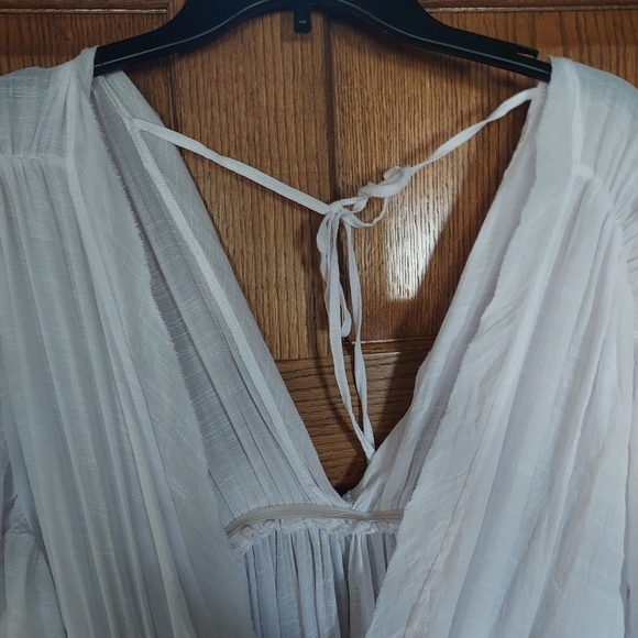 Elegant White Bathing Suit Cover-up Size 12 - Picture 6 of 7